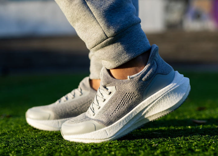 Runners for Men in Grey