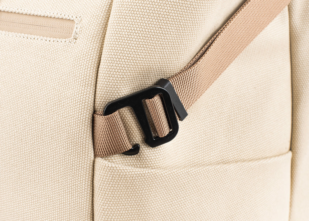 Nomad Backpack in Beige and Green
