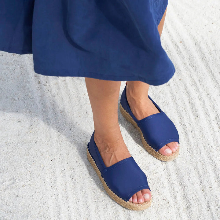 Mariner Coastal Platform Dark Navy