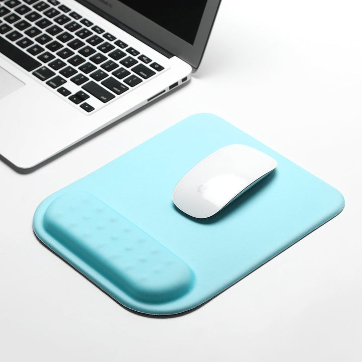 Cloud-Like Comfort Mouse Pad with Wrist Support