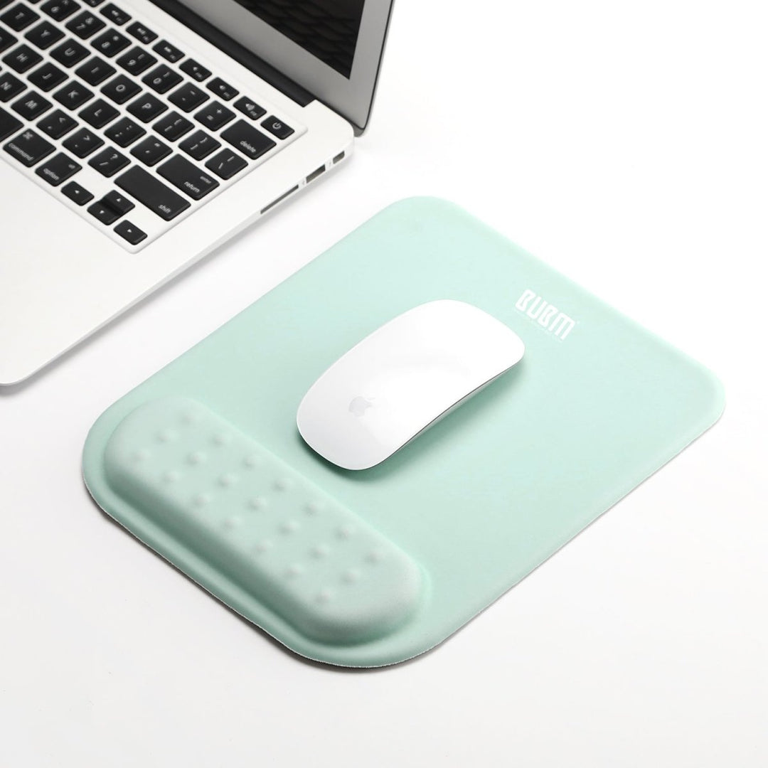 Cloud-Like Comfort Mouse Pad with Wrist Support