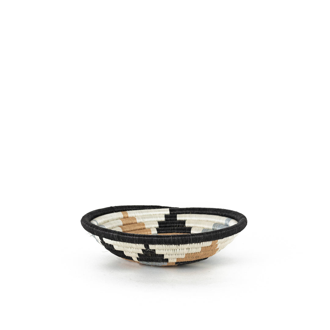 Boutique Diversiform Gray Woven Bowls