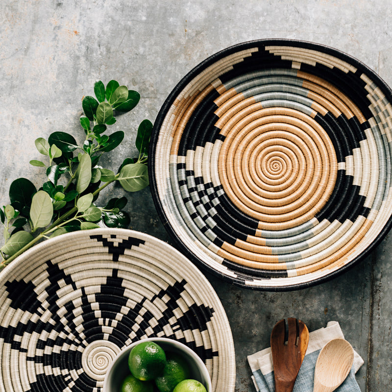 Boutique Diversiform Gray Woven Bowls